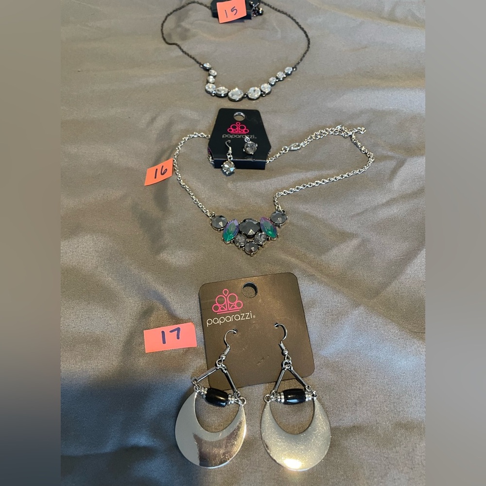 Never worn jewelry!